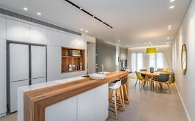 Rooftop 2 Luxury Apartment By Nimizz